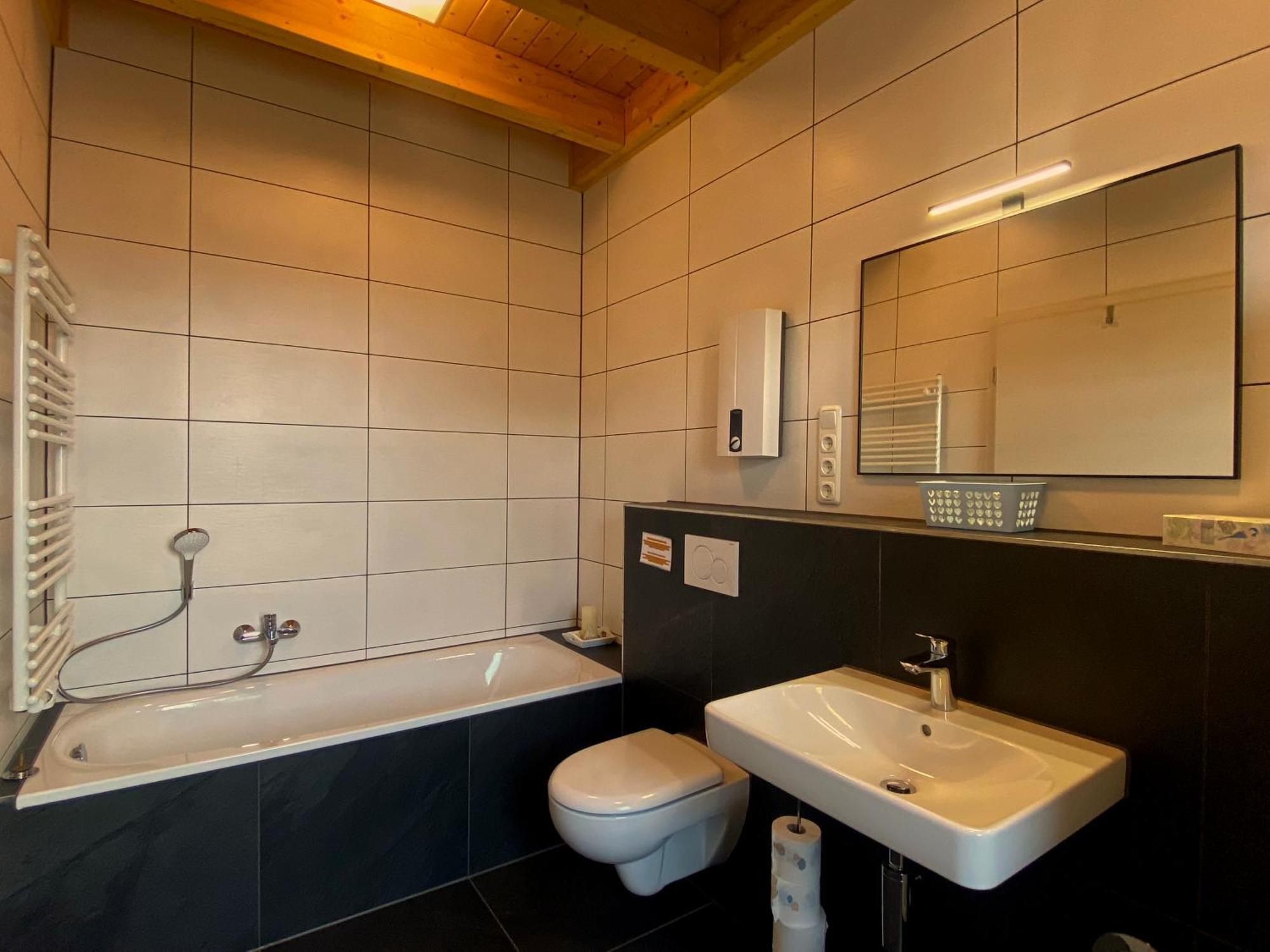 Ferienwohnung Am Weiher Kategorie 1 Nideggen Exterior foto