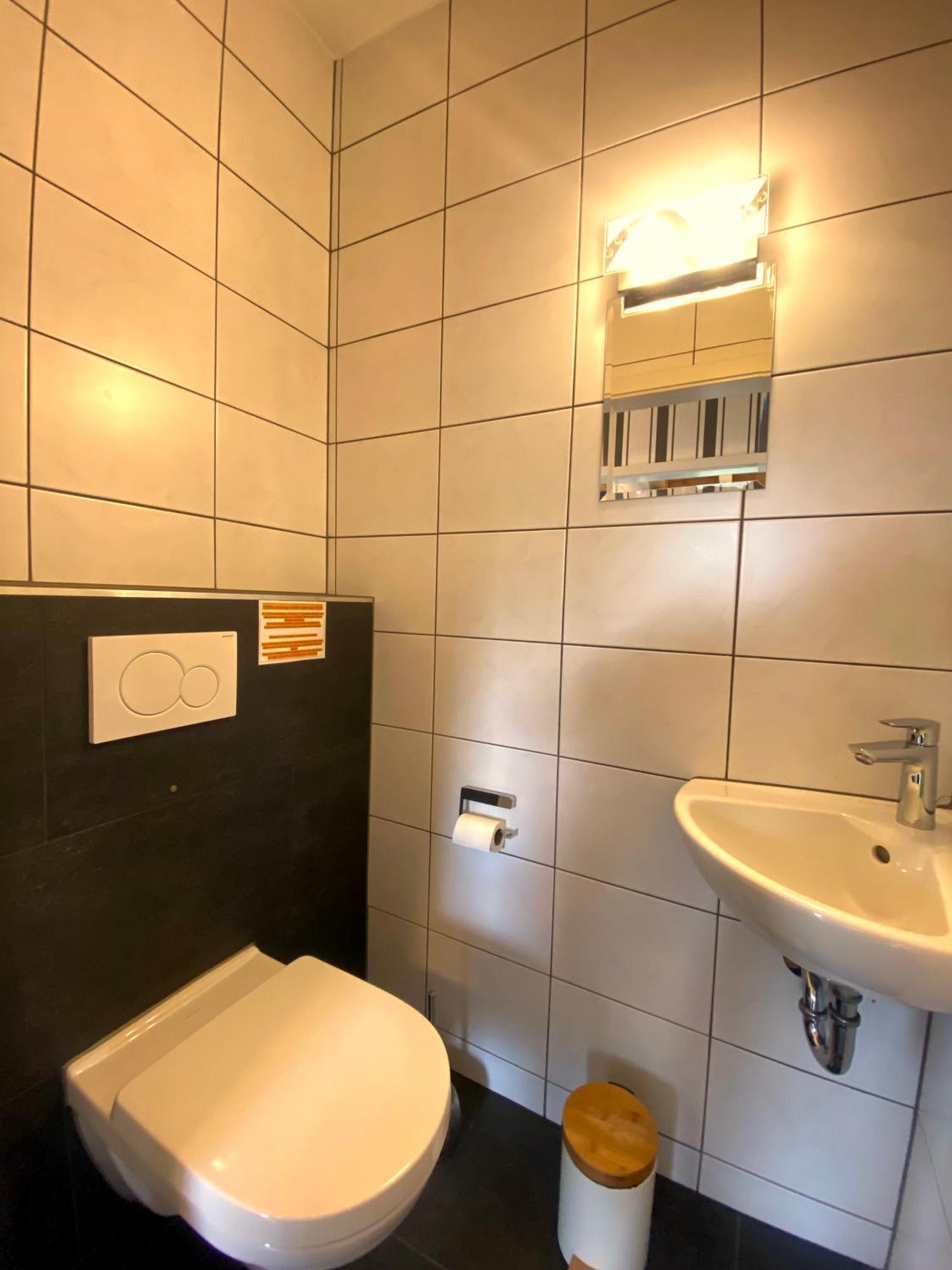 Ferienwohnung Am Weiher Kategorie 1 Nideggen Exterior foto